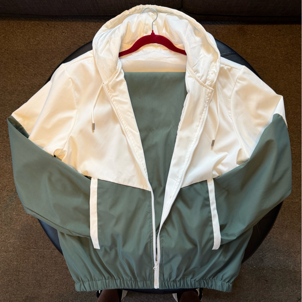 Two-Tone Hooded Windbreaker Tracksuit - NWOT
White & Sage Green - Top & bottom